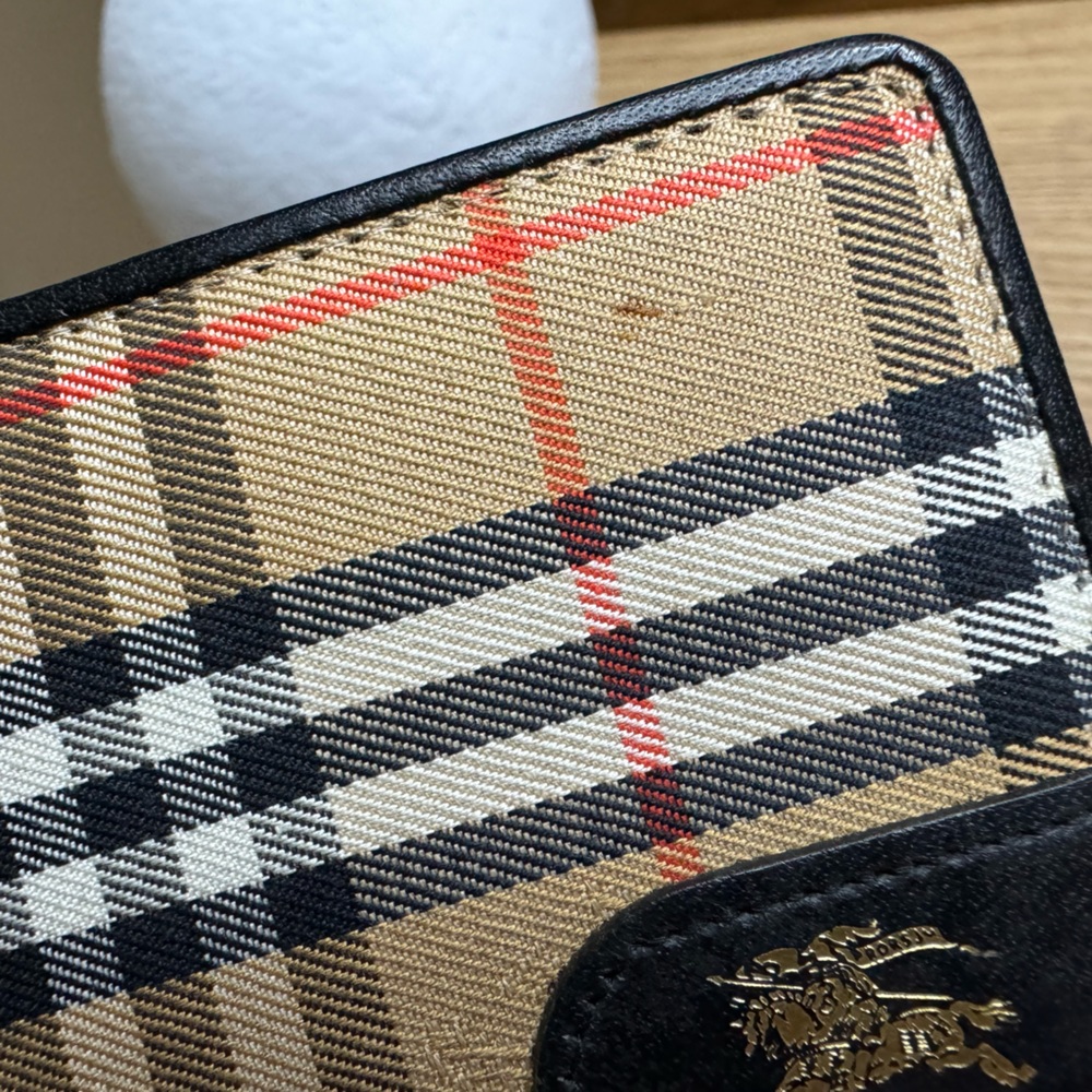 💕VINTAGE BURBERRY ADDRESS BOOK/CALENDAR💕 - Picture 12 of 13